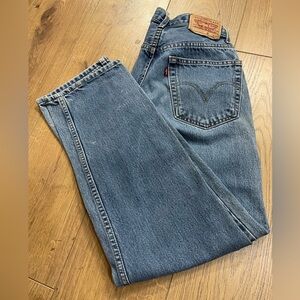 Levi Regular Fit Straight Leg Medium Wash 32” x 32”